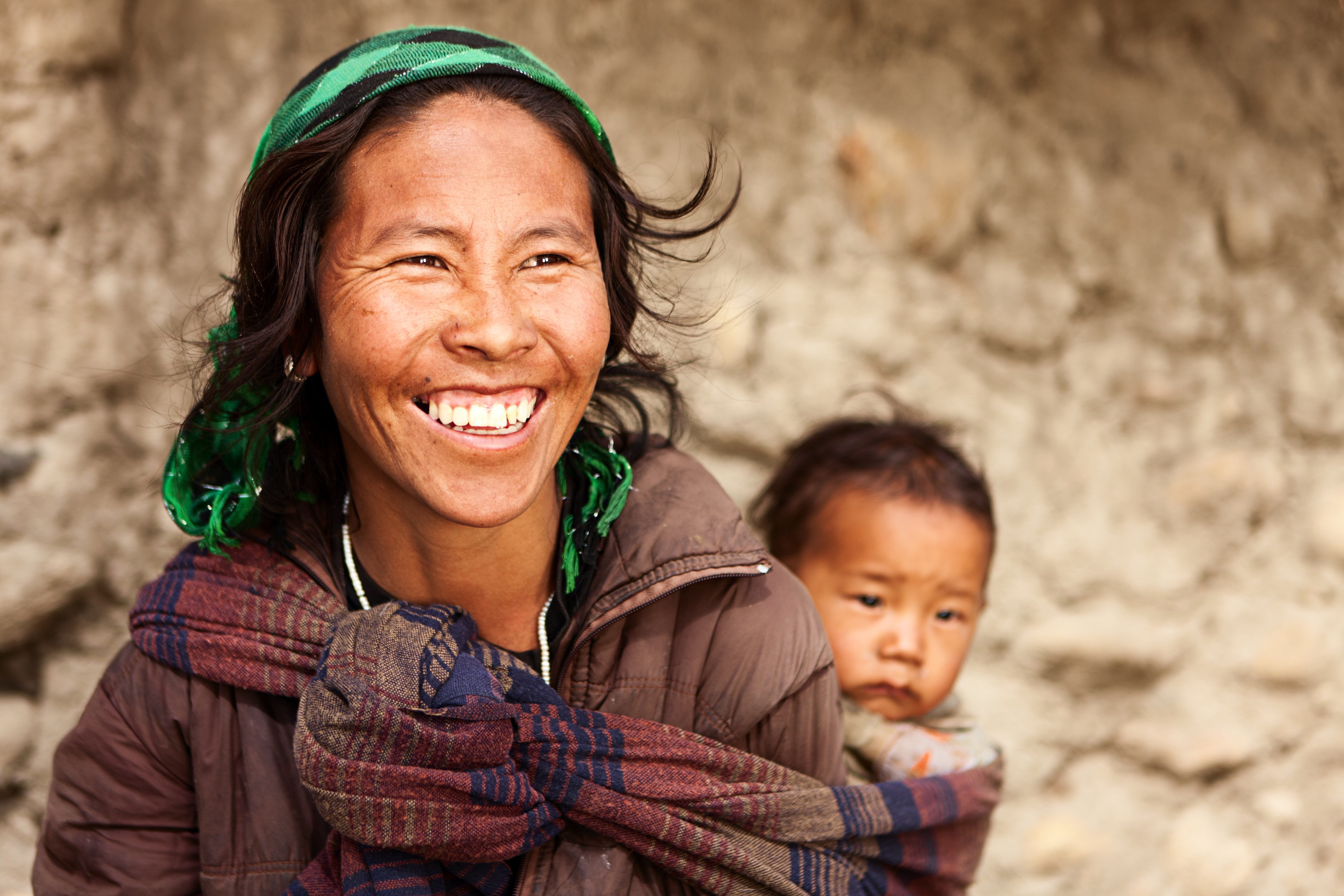 bhutan-mother-child