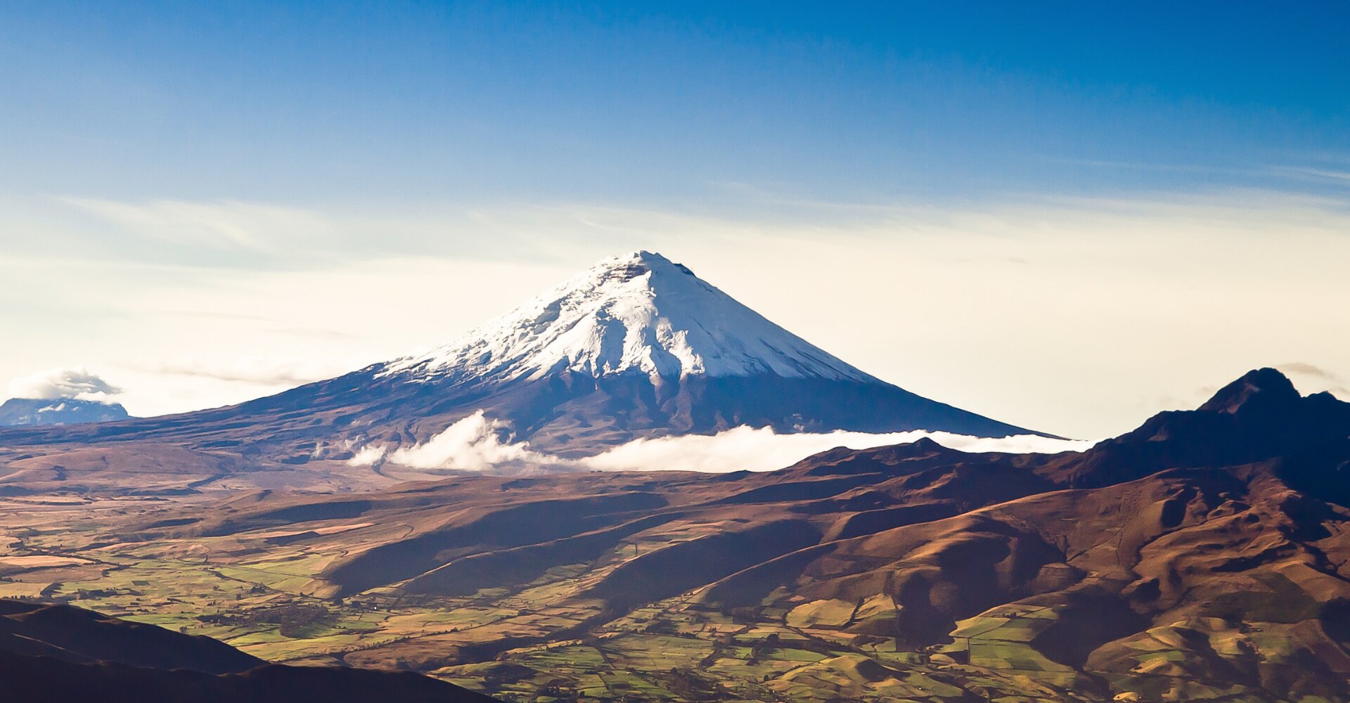 Ecuador-matkat-cotopaxi-volcano